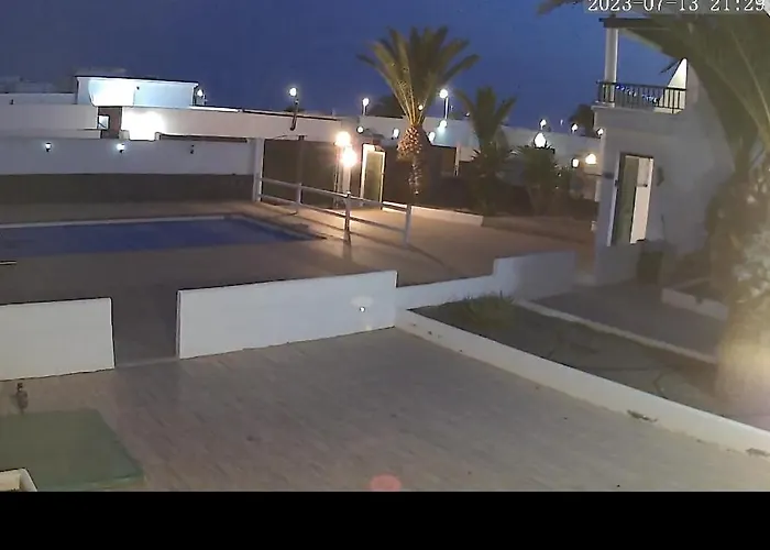 Lazydays * Playa Blanca (Lanzarote)